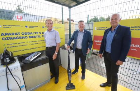 ODPRTJE ZBIRNEGA CENTRA 21 FOTO LJUBO VUKELIČ